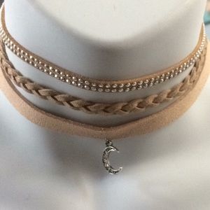 Choker set